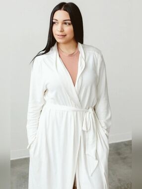 NWT Women's Goumi Cloud Terry Robe- XS/SM
